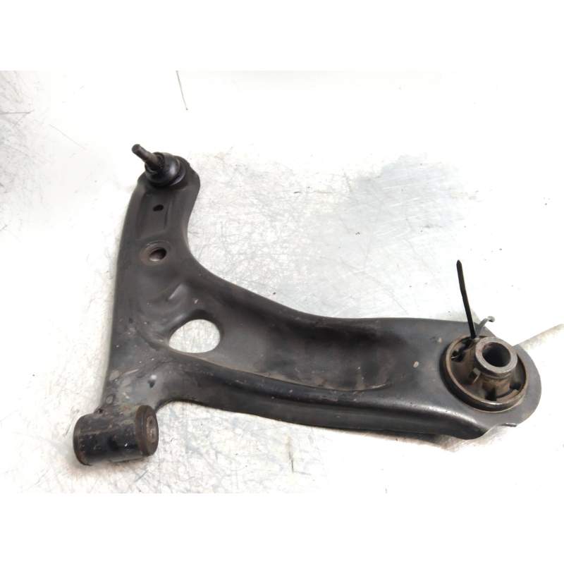 Recambio de brazo suspension inferior delantero derecho para toyota aygo (kgb/wnb) 1.0 cat referencia OEM IAM   