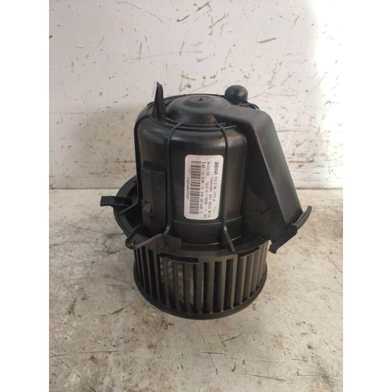 Recambio de motor calefaccion para citroën c3 attraction referencia OEM IAM T4054001  2009