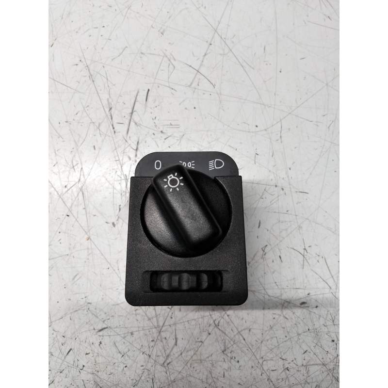 Recambio de mando luces para opel astra f berlina california referencia OEM IAM 90213283 90381877 INTERRUPTOR