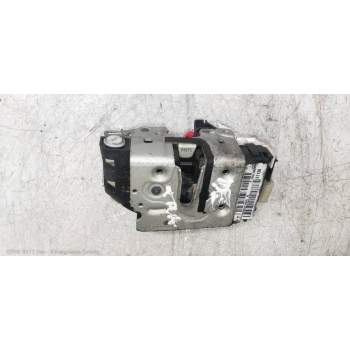 MOTOR CIERRE CENTRALIZADO TRASERO DERECHO P04589414AE 