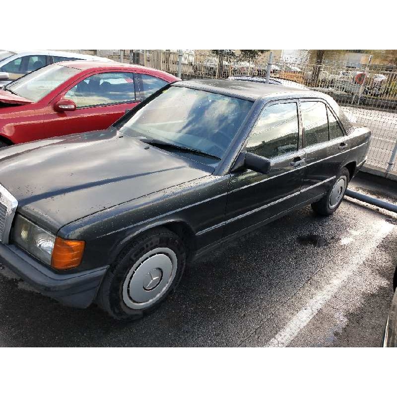 mercedes clase c (w201) berlina del año 1987