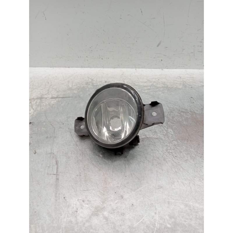 Recambio de faro antiniebla derecho para nissan almera ii (n16) 1.5 referencia OEM IAM   2002