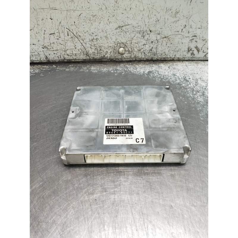 Recambio de centralita motor uce para toyota avensis berlina (t25) referencia OEM IAM 8966105C71 MB1758009410 2006
