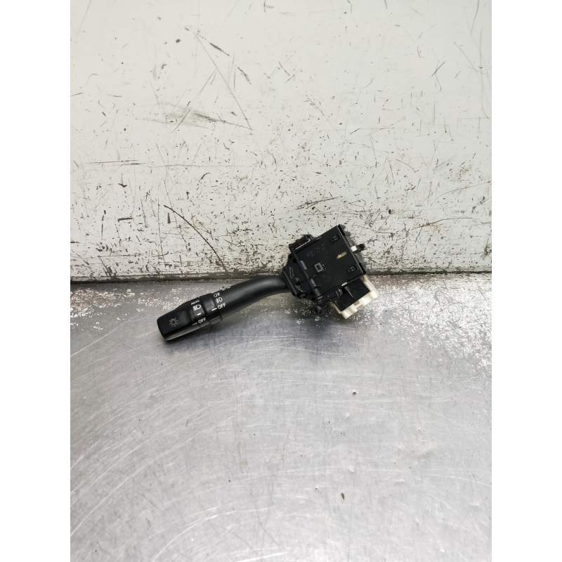 Recambio de mando luces para toyota avensis berlina (t25) referencia OEM IAM   2006