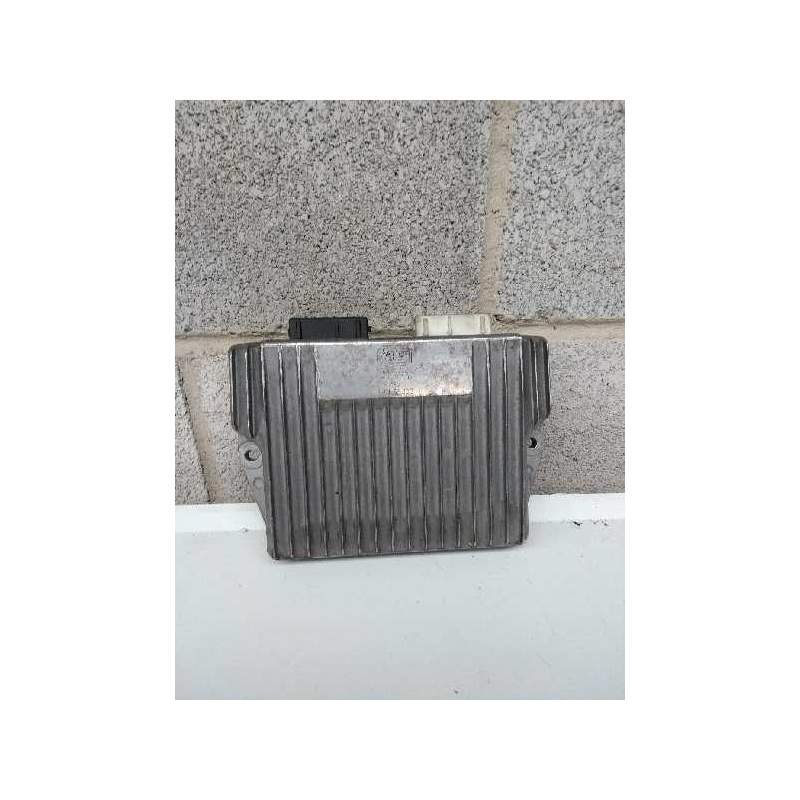 Recambio de centralita suspension para citroën xantia berlina 2.1 turbodiesel referencia OEM IAM 73811702  