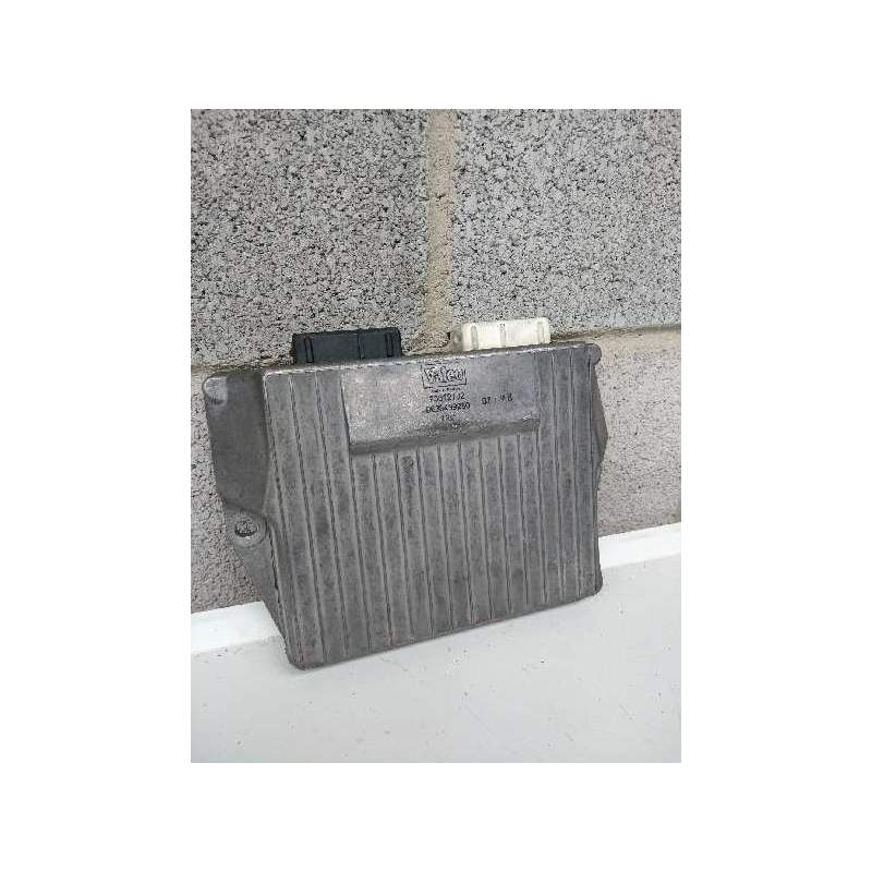 Recambio de centralita suspension para citroën xantia berlina 2.1 turbodiesel referencia OEM IAM 73812102 9628499280 