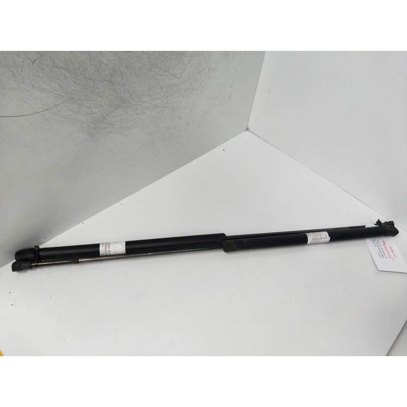 Recambio de amortiguadores maletero / porton para volvo v40 familiar 1.8 16v referencia OEM IAM   