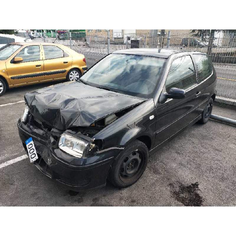 VOLKSWAGEN POLO (9N1)
