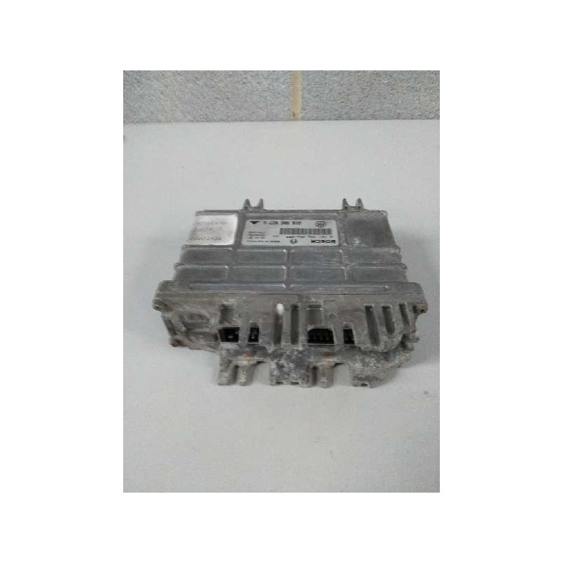 Recambio de centralita motor uce para seat cordoba berlina (6k2) 1.4 referencia OEM IAM 0261204054 0261204055 6K0906027A