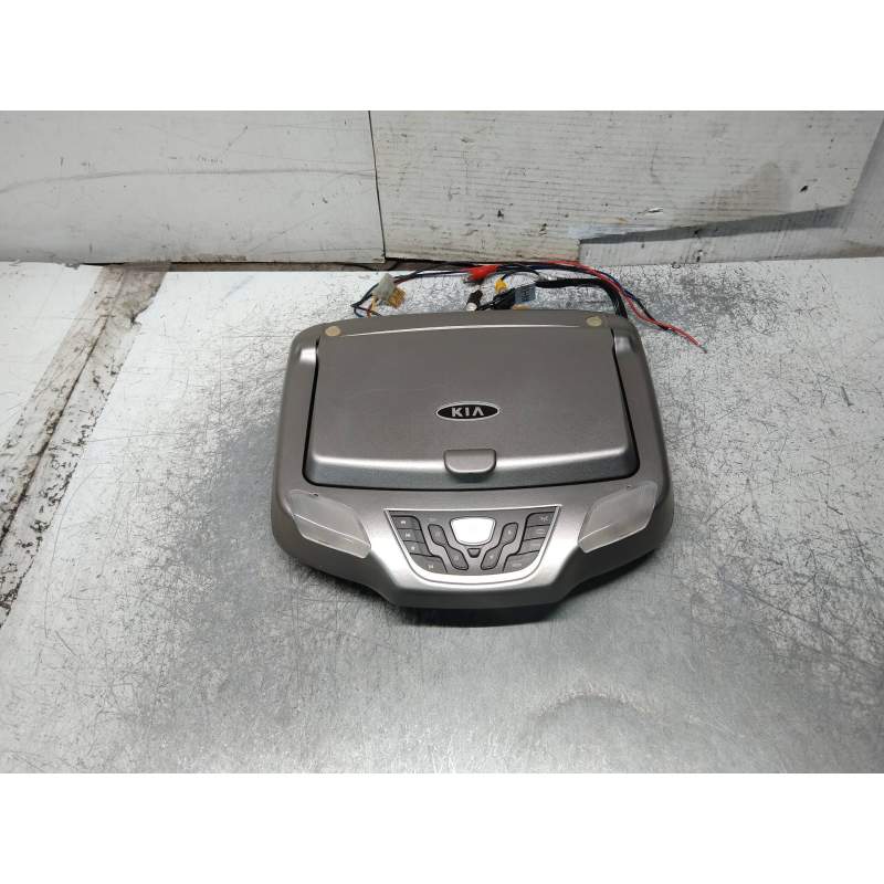 Recambio de pantalla multifuncion para kia carnival ii 2.9 cdri executive referencia OEM IAM   