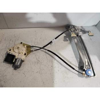ELEVALUNAS TRASERO IZQUIERDO 827210003R 5P 2012