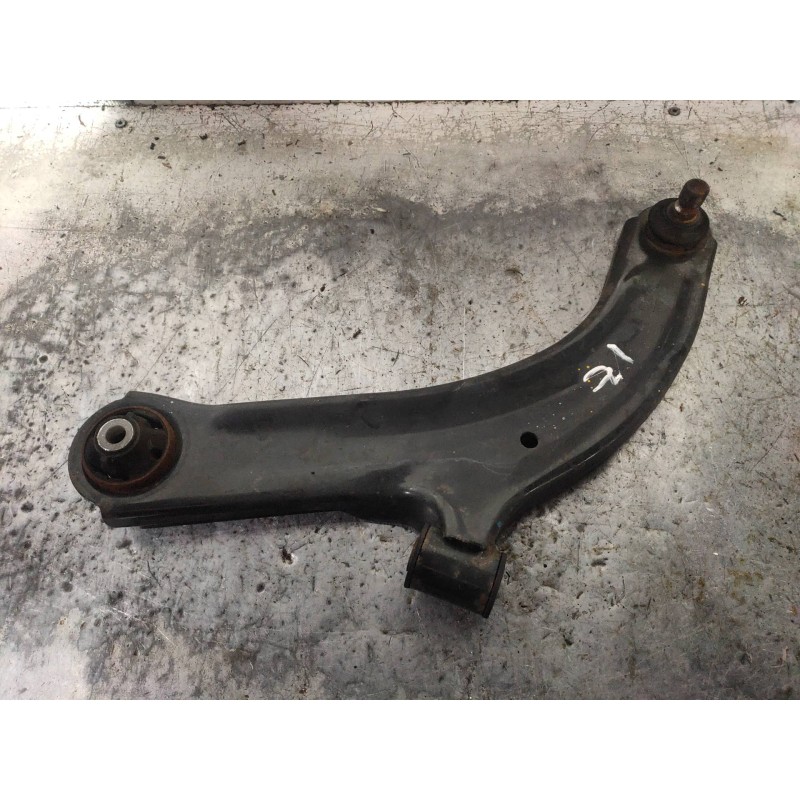 Recambio de brazo suspension inferior delantero izquierdo para nissan tiida (c11x/sc11x) acenta referencia OEM IAM   