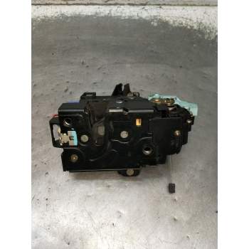 MOTOR CIERRE CENTRALIZADO DELANTERO DERECHO 3D1837016 3P 2003