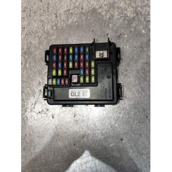 CAJA RELES / FUSIBLES 91950D9BB0 91950D9880 