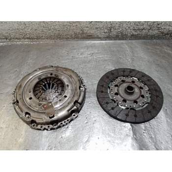KIT EMBRAGUE 324081710 16DCI 2015