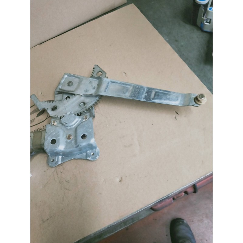 Recambio de elevalunas trasero izquierdo para mazda 323 berlina f/s (bj) 1.9 f sportive referencia OEM IAM 3650161866  5P