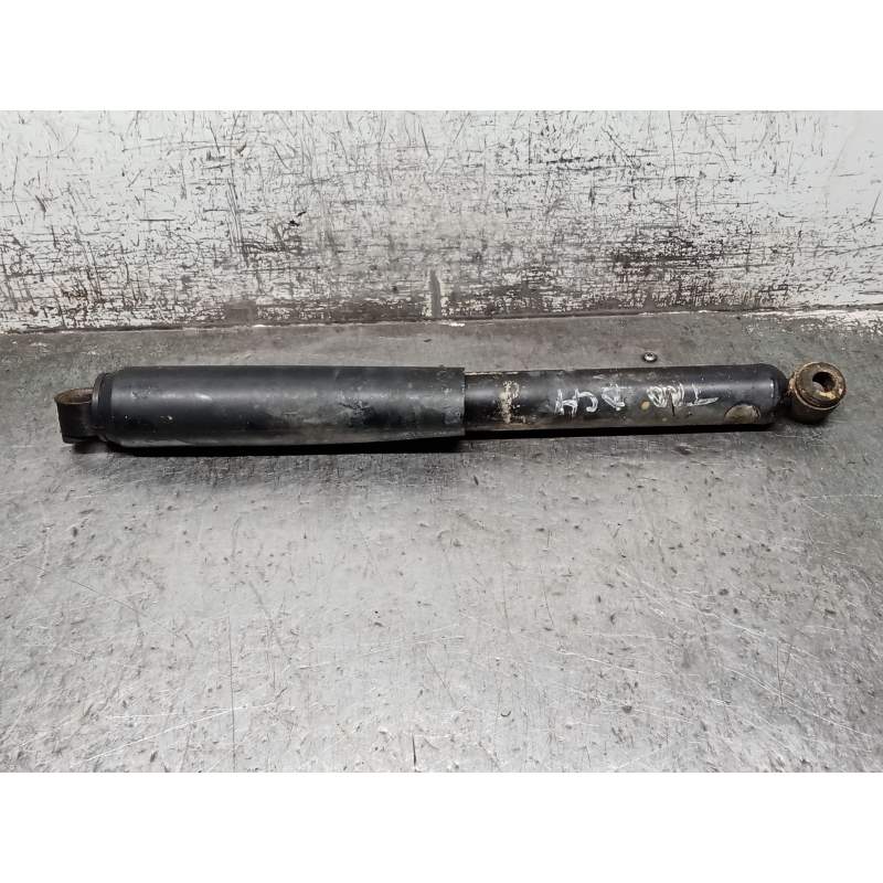 Recambio de amortiguador trasero derecho para nissan terrano ii (r20) 2.7 tdi 4wd referencia OEM IAM   