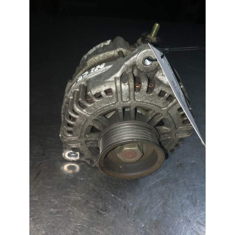 Recambio de alternador para nissan murano (z50) básico referencia OEM IAM 23100CN100  