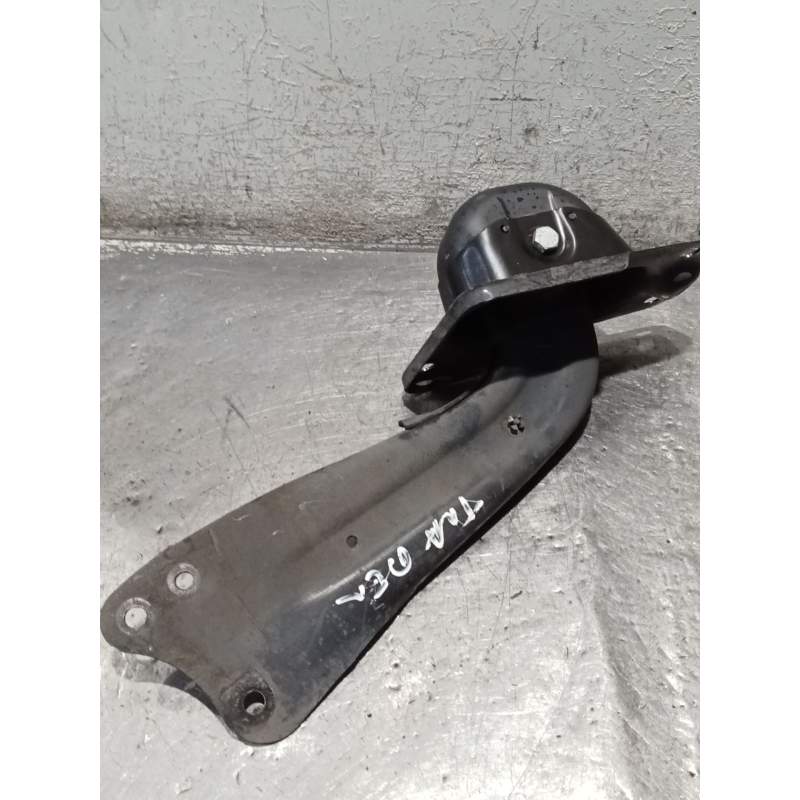 Recambio de brazo suspension superior trasero derecho para skoda suberb (3t4) ambition referencia OEM IAM  20TDI 2008
