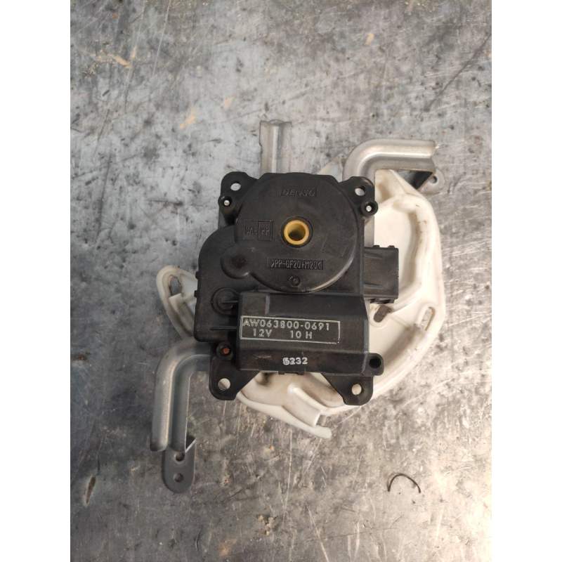 Recambio de motor apertura trampillas climatizador para subaru tribeca b9 3.0 cat referencia OEM IAM AW0638000691  