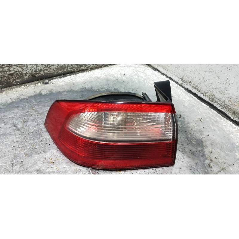 Recambio de piloto trasero izquierdo para renault laguna ii (bg0) expression referencia OEM IAM   2002
