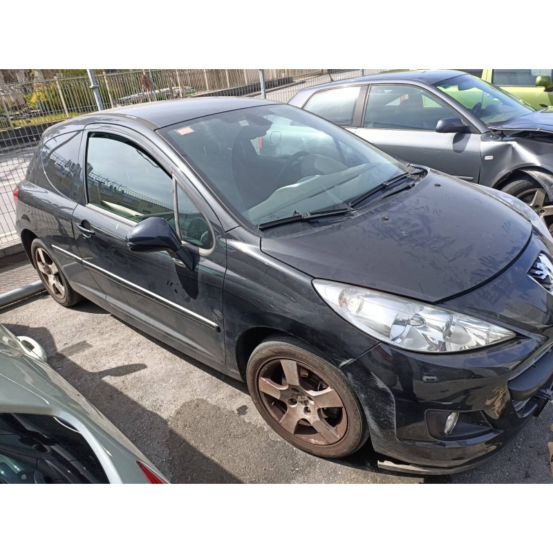 peugeot 207 del año 2010