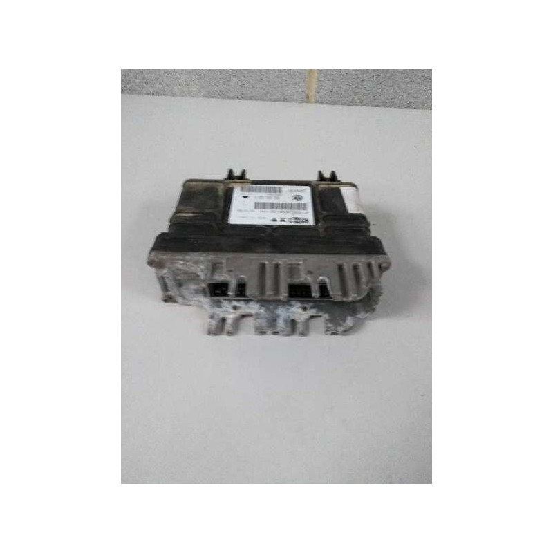 Recambio de centralita motor uce para seat ibiza (6k) referencia OEM IAM IAW1AVV6 6160039802 6K0906030D