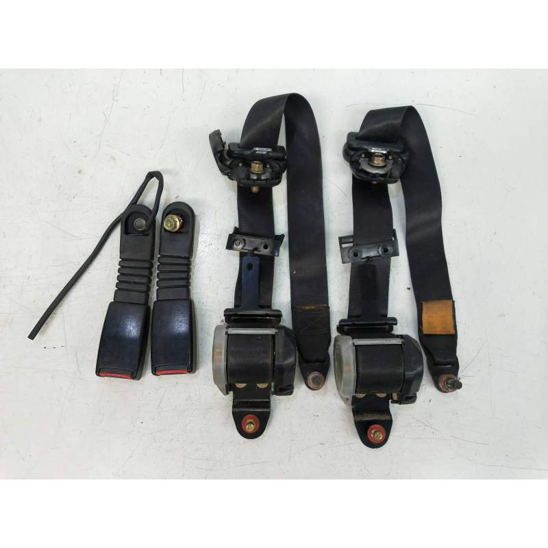 Recambio de juego cinturones delantero para hyundai accent (x3) 1.5 12v cat referencia OEM IAM   5P