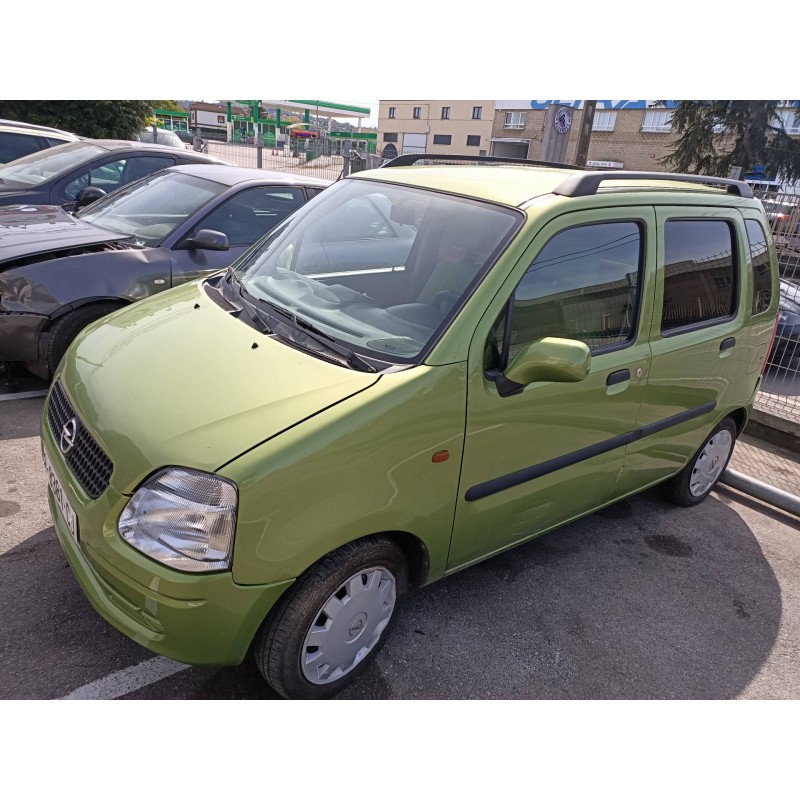 opel agila del año 2000