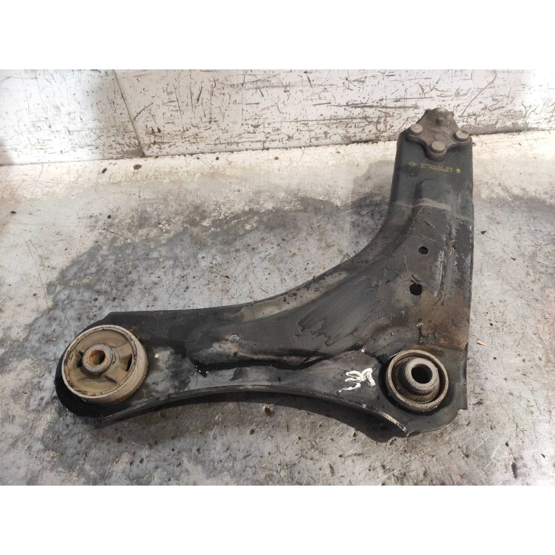 Recambio de brazo suspension inferior delantero derecho para renault laguna iii dynamique referencia OEM IAM 545000002RD  