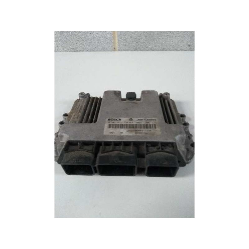 Recambio de centralita motor uce para renault espace iv (jk0) 2.2 dci turbodiesel referencia OEM IAM 0281011724 8200311550 82003