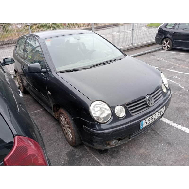 VOLKSWAGEN POLO (9N1)