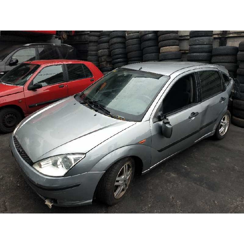 ford focus berlina (cak) del año 2004