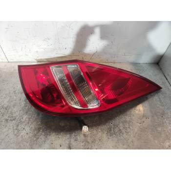 PILOTO TRASERO DERECHO 924022R0 