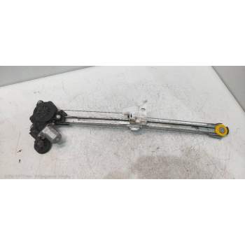 ELEVALUNAS TRASERO DERECHO BCJH7258X 4P