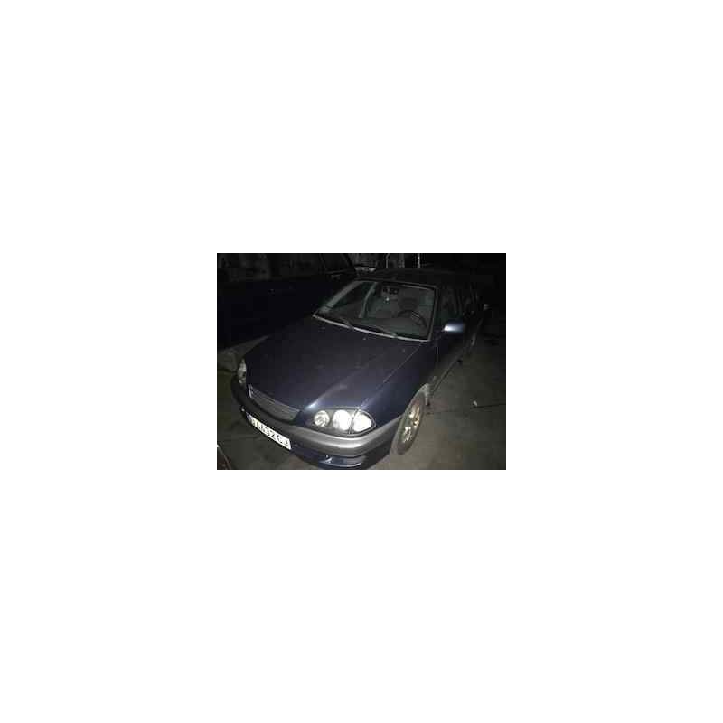 TOYOTA AVENSIS BERLINA (T 22)