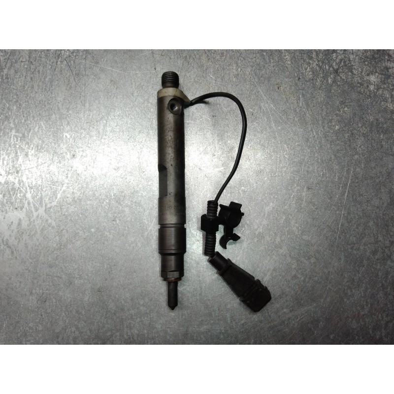 Recambio de inyector para seat leon (1m1) signo referencia OEM IAM 0432193694 028130202Q 