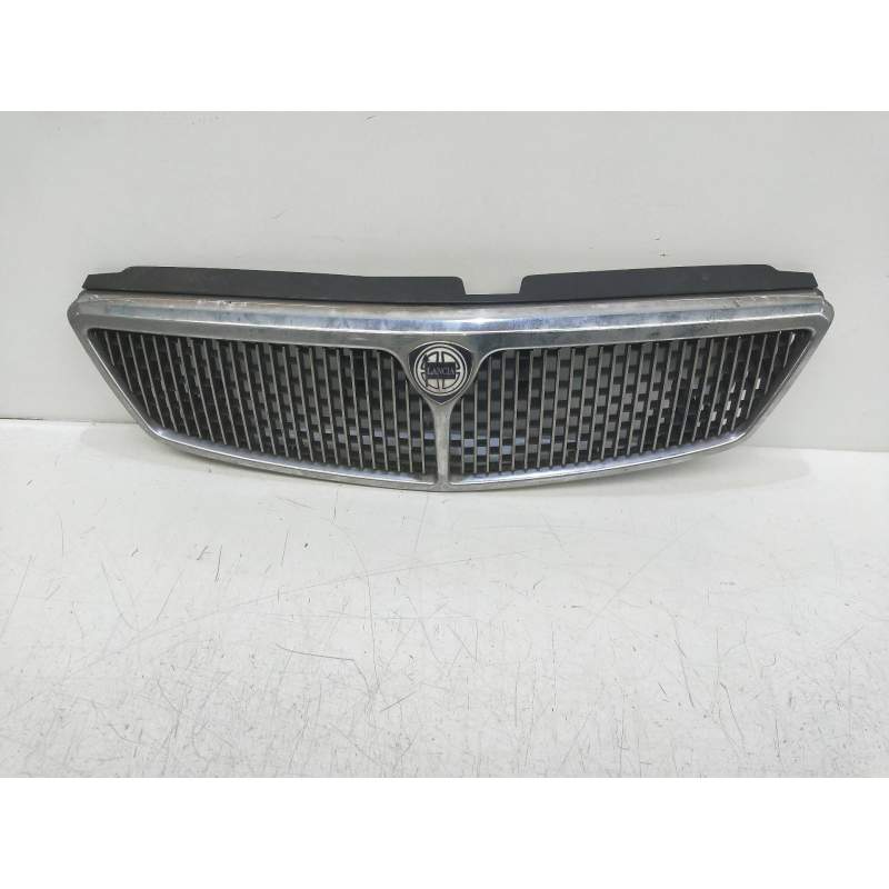 Recambio de rejilla delantera para lancia dedra berl. 1.9 turbodiesel cat referencia OEM IAM   