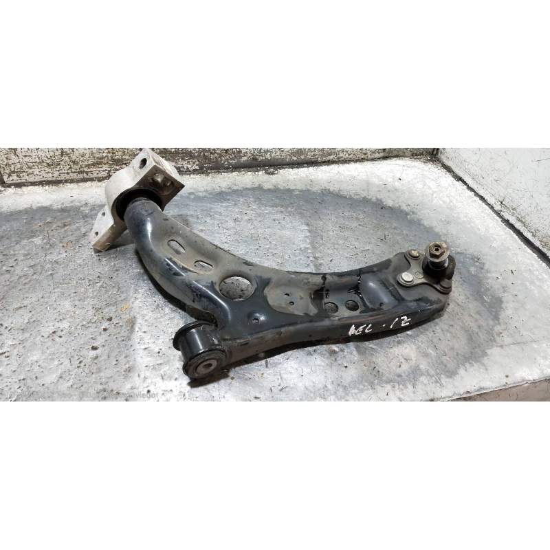 Recambio de brazo suspension inferior delantero izquierdo para volkswagen passat lim. (362) 2.0 tdi referencia OEM IAM   