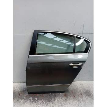 PUERTA TRASERA IZQUIERDA 4P 2005