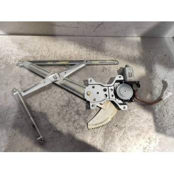 ELEVALUNAS DELANTERO DERECHO 8343081A10 0621009211 3P DENSO