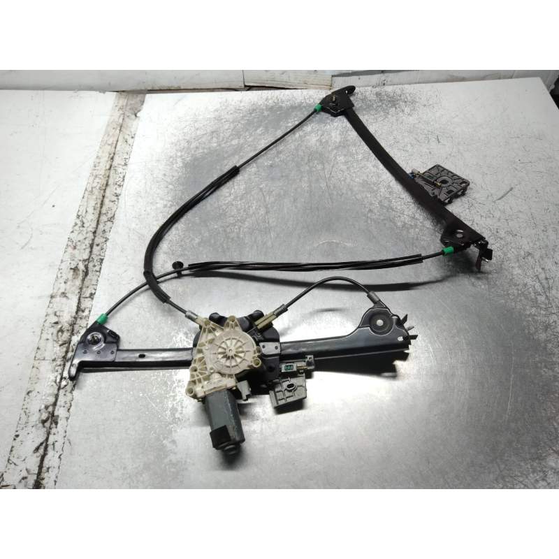 Recambio de elevalunas delantero derecho para peugeot 206 cc cc referencia OEM IAM 9648636980  2P