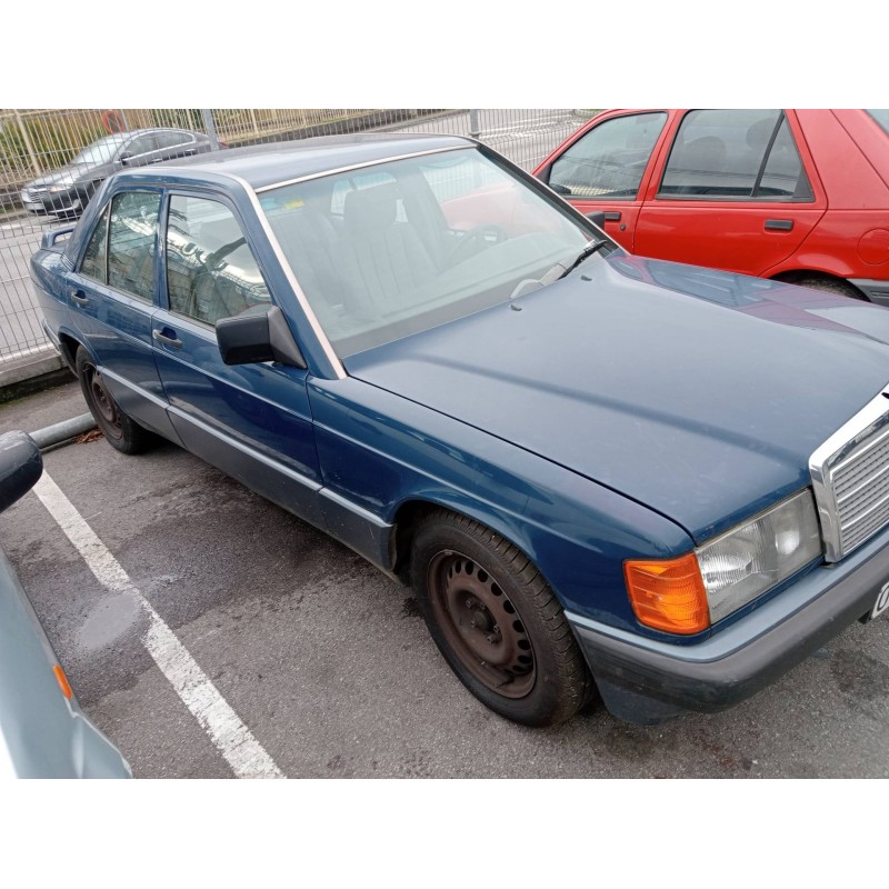 mercedes clase c (w201) berlina del año 1990