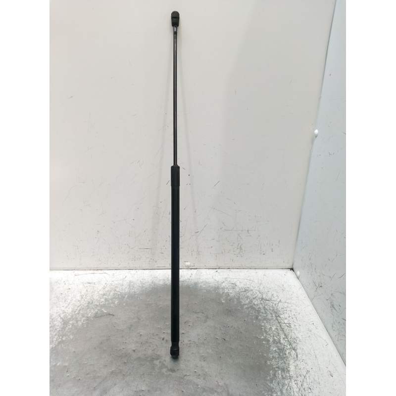 Recambio de amortiguadores capo para skoda suberb (3t4) ambition referencia OEM IAM 3T0823359018  2008