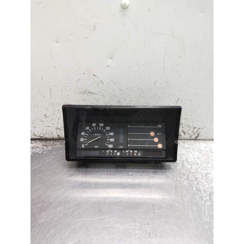 Recambio de cuadro instrumentos para seat fura gl referencia OEM IAM 400846 X039354150 1983