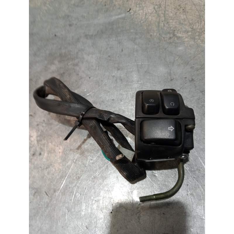 Recambio de piña luces derecha para keeway superlight 125 referencia OEM IAM   