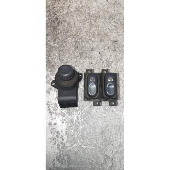 MANDO ELEVALUNAS DELANTERO IZQUIERDO 7700875677 7700875678 7700875674