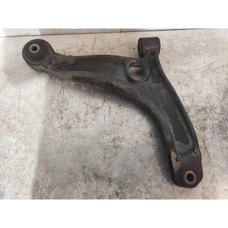 Recambio de brazo suspension inferior delantero izquierdo para renault master kombi l1h1 3,0t referencia OEM IAM   