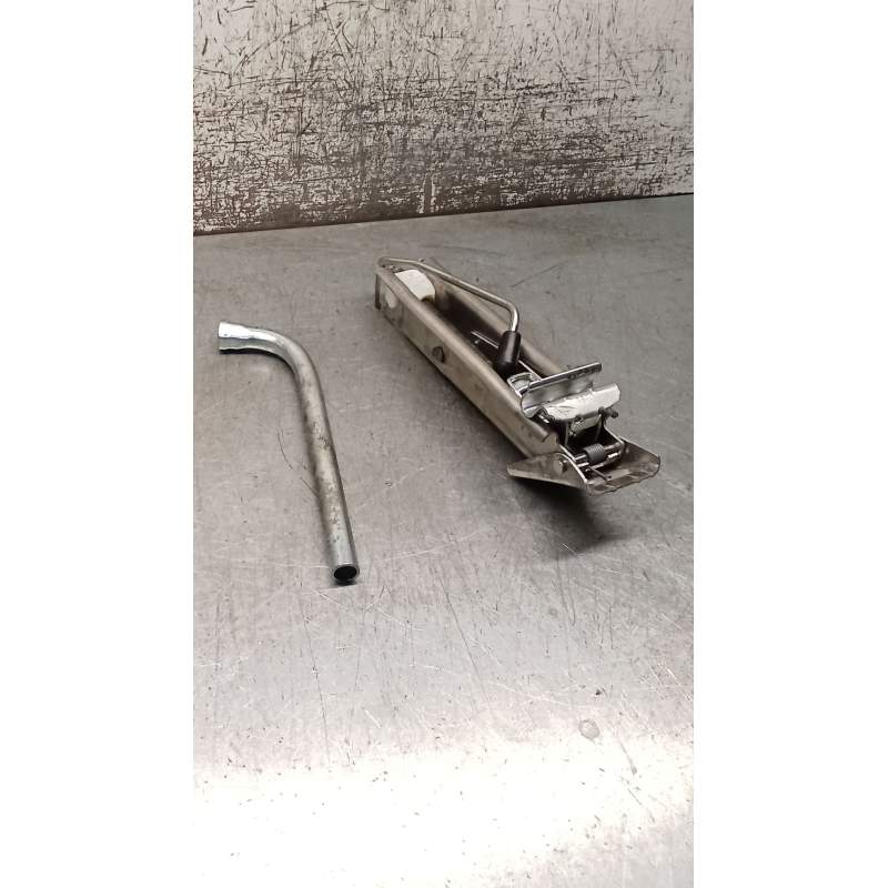 Recambio de gato para seat ibiza iii (6l1) 1.4 16v referencia OEM IAM 6Q0011031D  2002