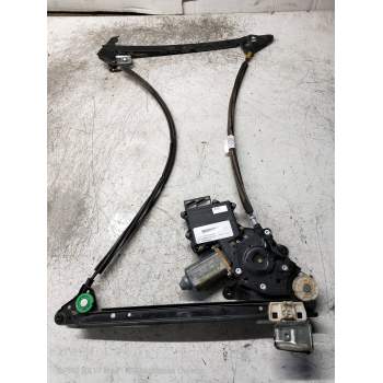 ELEVALUNAS TRASERO DERECHO TR37M3959812 5P 2001